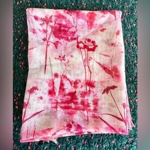 ‼️RARE‼️🎸Summer & Rose🎸🔥NWOT🔥Tropical Botanical Gauzy Scarf